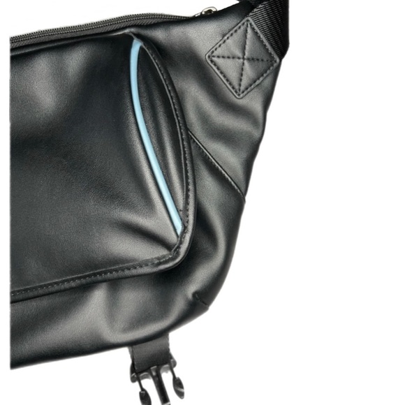 Ted Baker Cobbra Unisex Black Belt Bag Blue Trim - Picture 8 of 15